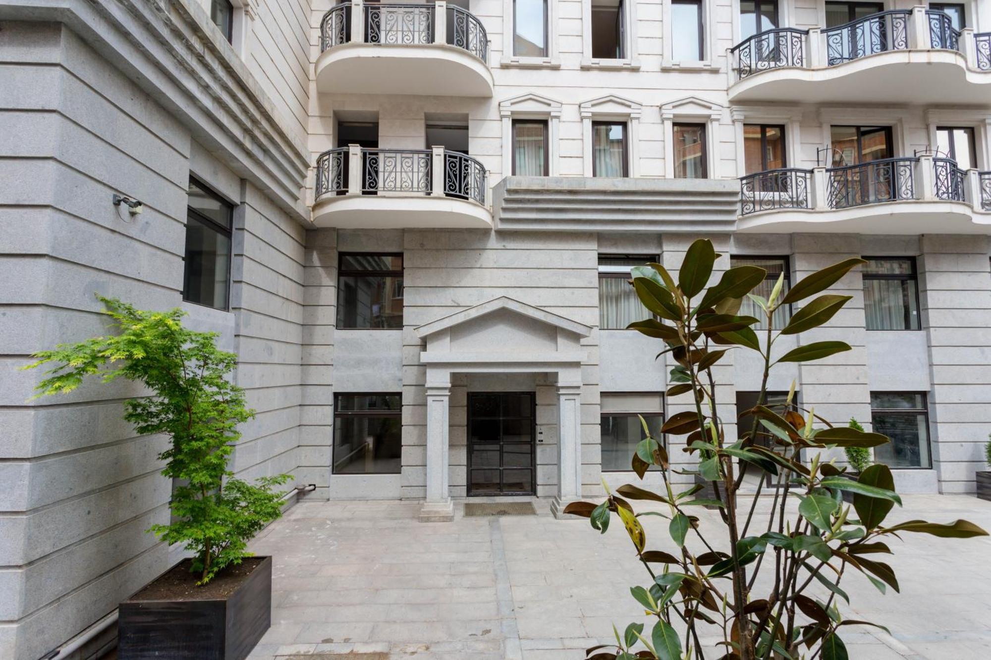Luxury Apartment III ティビリシ エクステリア 写真